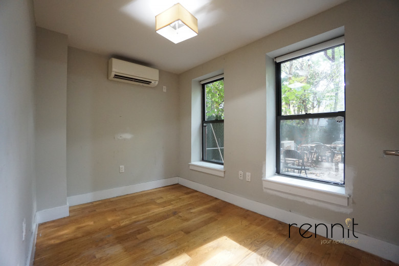 814 St Johns Pl, Apt 1R Image 13