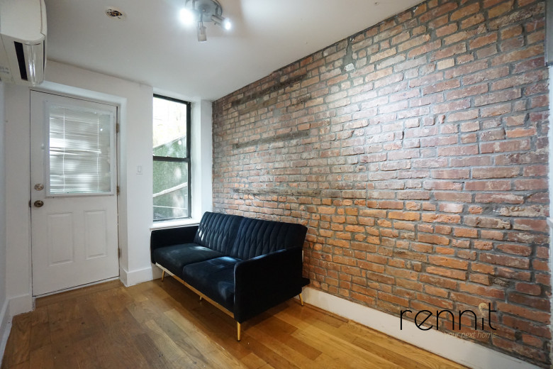 814 St Johns Pl, Apt 1R Image 14