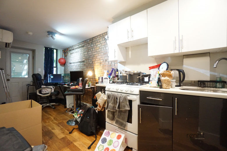 814 St Johns Pl, Apt 1R Image 24