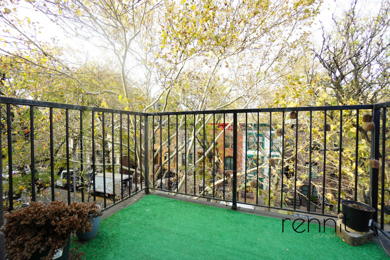 172 Vernon Ave, Apt 4F Image 3