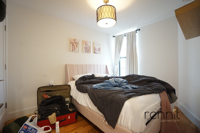 172 Vernon Ave, Apt 4F Image 5