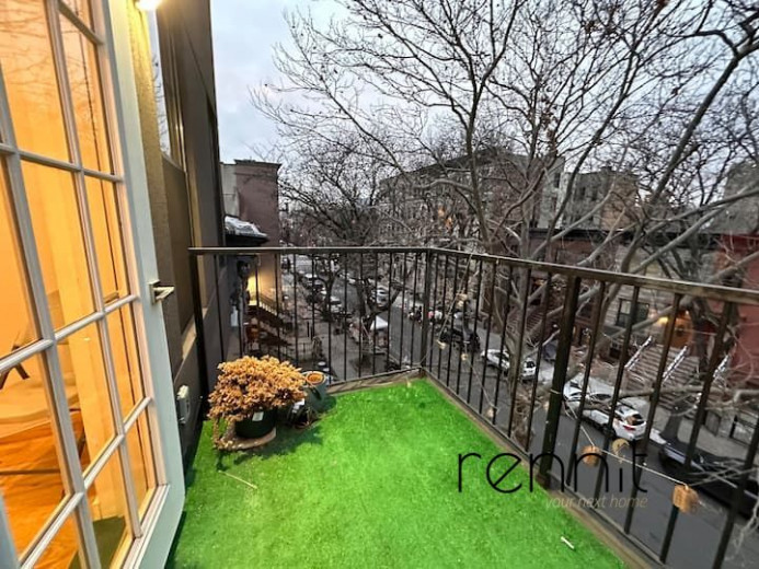 172 Vernon Ave, Apt 4F Image 8