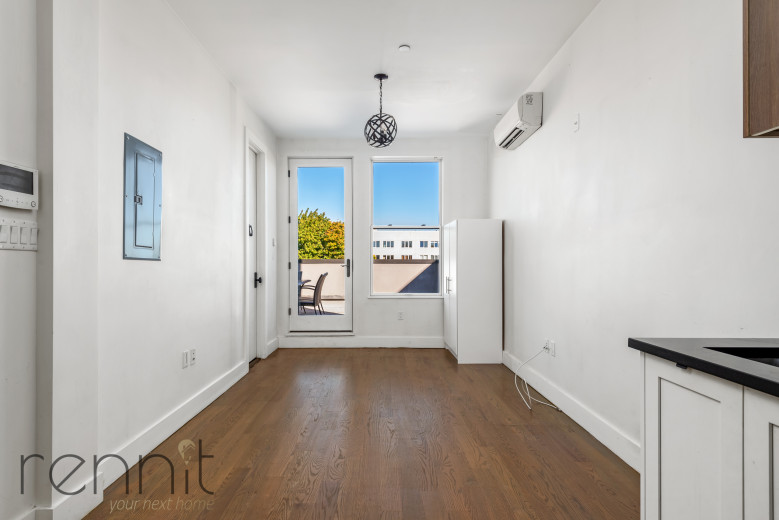 816 St Johns Pl, Apt 5F Image 2