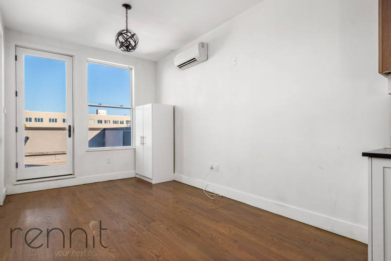 816 St Johns Pl, Apt 5F Image 4