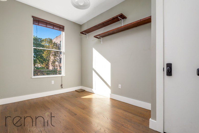 816 St Johns Pl, Apt 5F Image 6