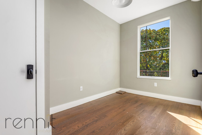 816 St Johns Pl, Apt 5F Image 8