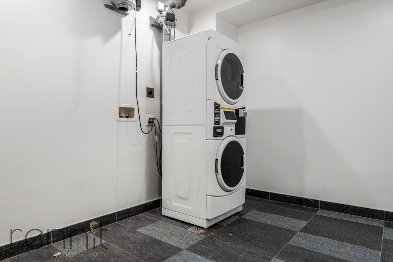 776 Franklin Ave, Apt 5B Image 17