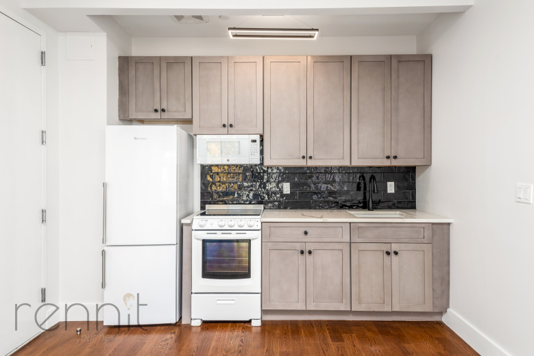 776 Franklin Ave, Apt 5B Image 8