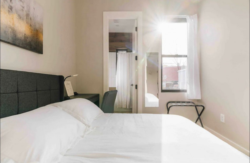 340 Devoe St, Apt 2B Image 9