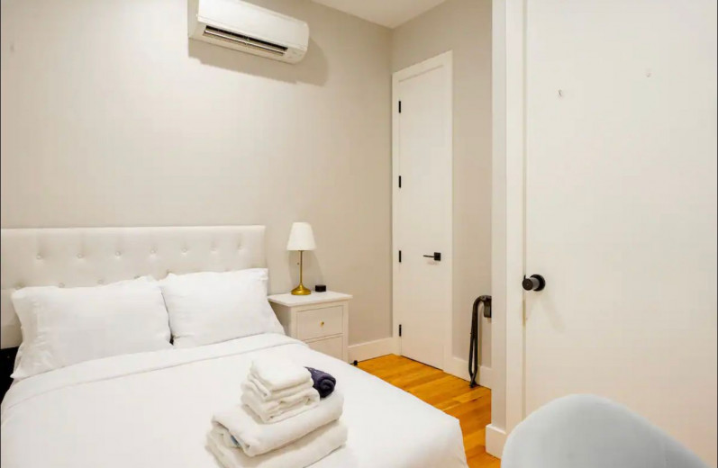 340 Devoe St, Apt 2B Image 10