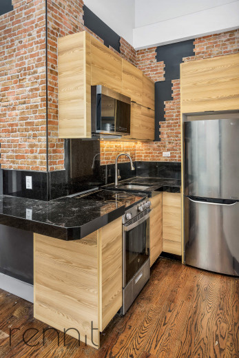 168 Stuyvesant Ave, Apt 2F Image 2
