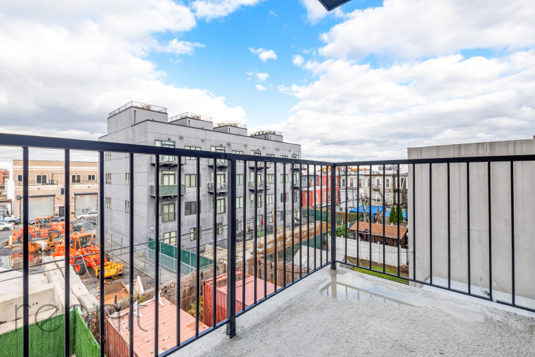 1707 Dean St, Apt 3C Image 5