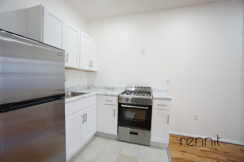 818 Marcy Ave, Apt 1A Image 3