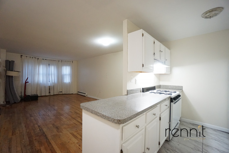 291 Pulaski St, Apt 1 Image 13