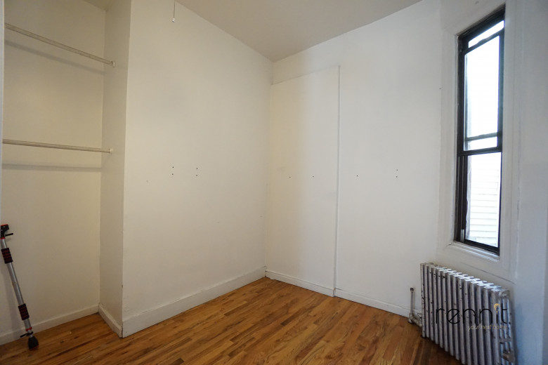114 Walton St, Apt 12 Image 3