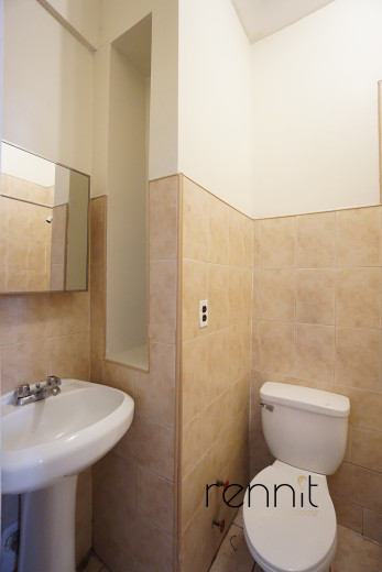 114 Walton St, Apt 12 Image 6