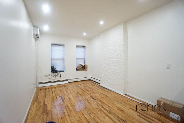 818 Marcy Ave, Apt 1B Image 2