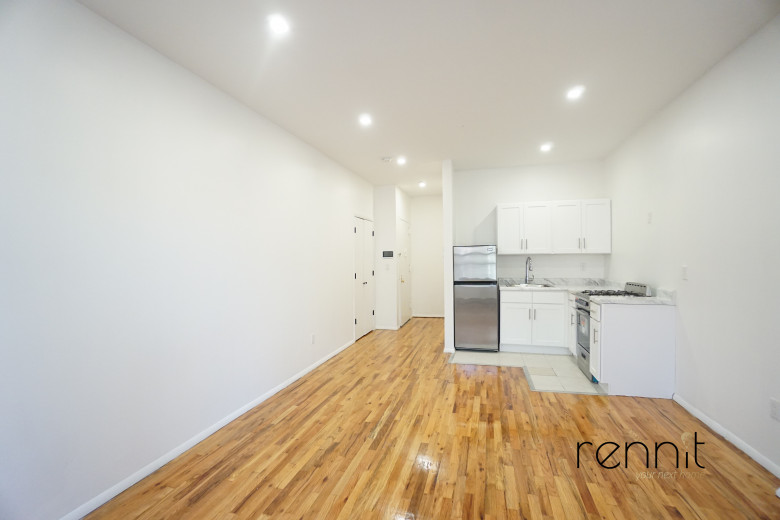818 Marcy Ave, Apt 2A Image 6