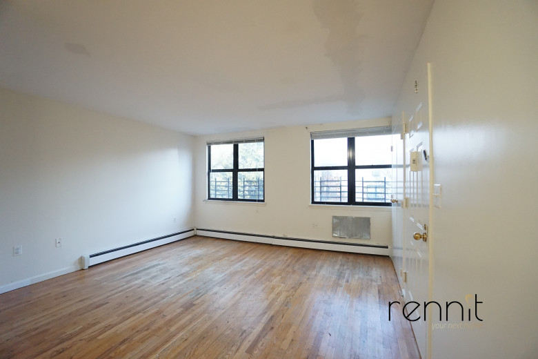 291 Pulaski St, Apt 3 Image 1