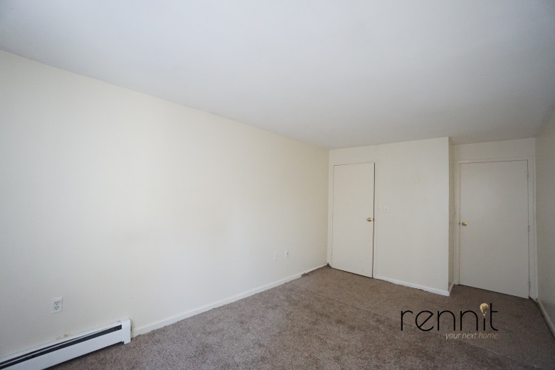 291 Pulaski St, Apt 3 Image 6