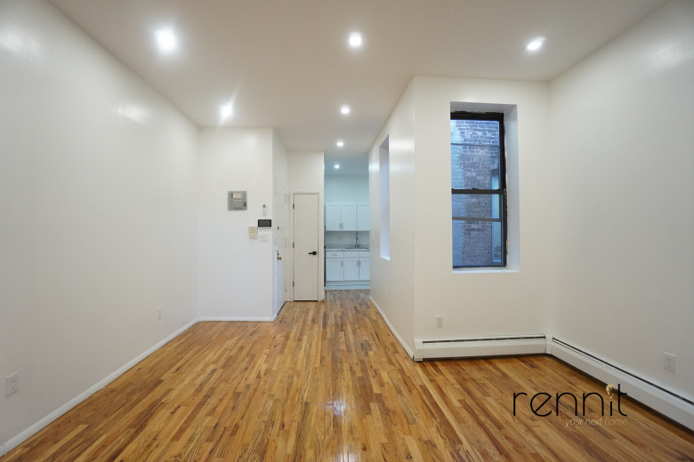 818 Marcy Ave, Apt 3D Image 1