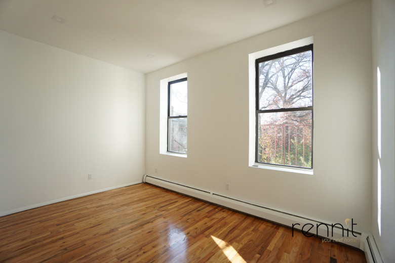 818 Marcy Ave, Apt 3C Image 3