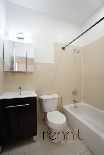 818 Marcy Ave, Apt 3C Image 4