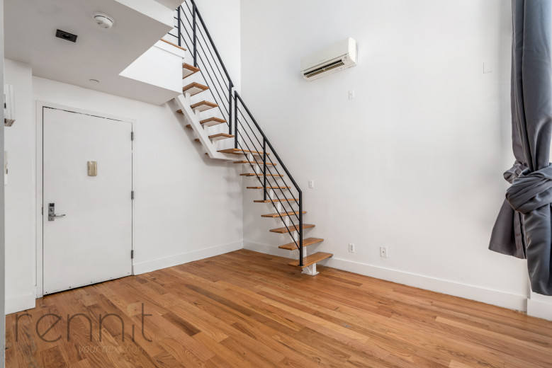 1056 Bedford Ave, Apt 6R Image 2