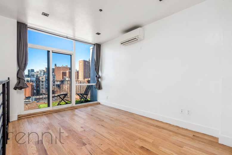 1056 Bedford Ave, Apt 6R Image 3