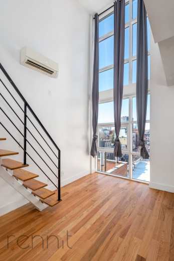 1056 Bedford Ave, Apt 6R Image 6