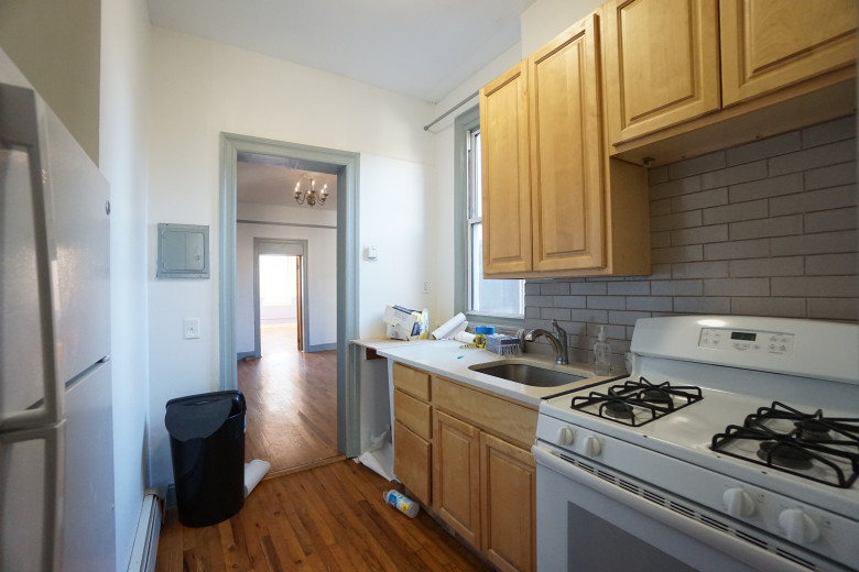 155 Pulaski St, Apt 2 Image 4