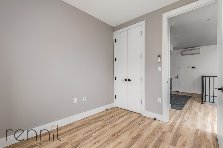 1115 Decatur St, Apt 1B Image 9