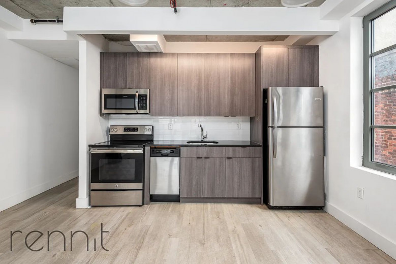 1930 Bedford Ave, Apt 6A Image 3
