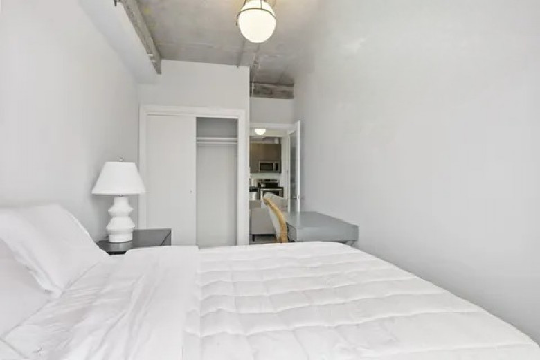 1930 Bedford Ave, Apt 4A Image 6