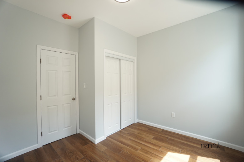193 East 91st St, Apt 3 Image 9