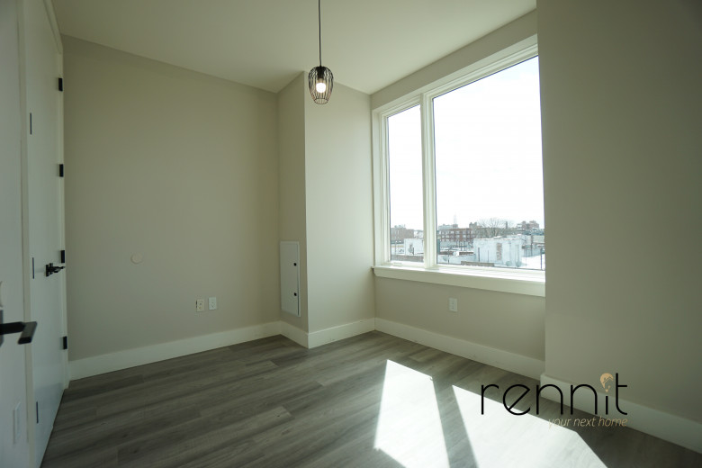 1565 New York Ave, Apt 6D Image 4