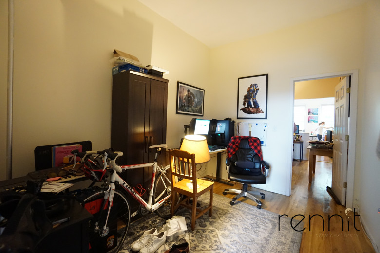 728 Lorimer St, Apt 2L Image 5