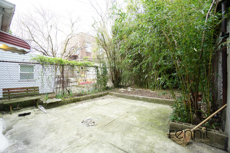 285A Hart St, Apt 1 Image 3