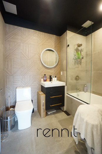 853 Lexington Ave, Apt 2D Image 6