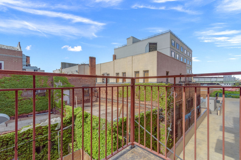 831 Monroe St, Apt 3B Image 1