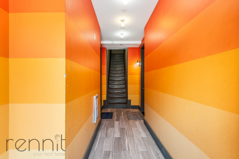 1689 Gates Ave, Apt 3Front Image 15
