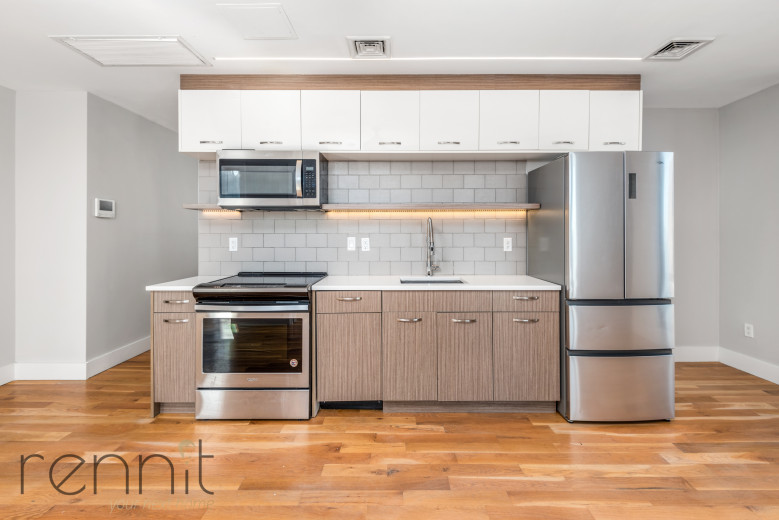 31 Debevoise St, Apt 11D Image 3