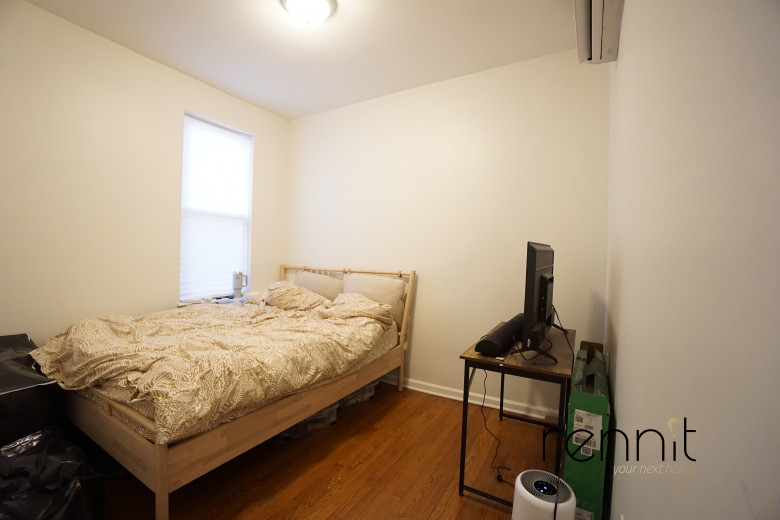 17-34 Menahan St, Apt 2F Image 6