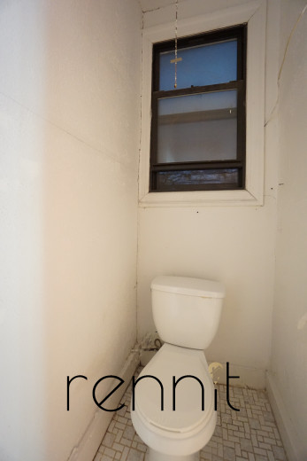 114 Walton St, Apt 6 Image 8