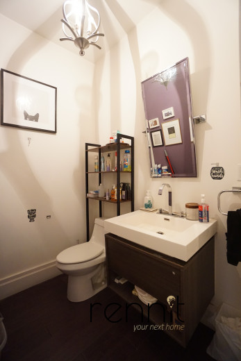461 Willoughby Ave, Apt 1 Image 14