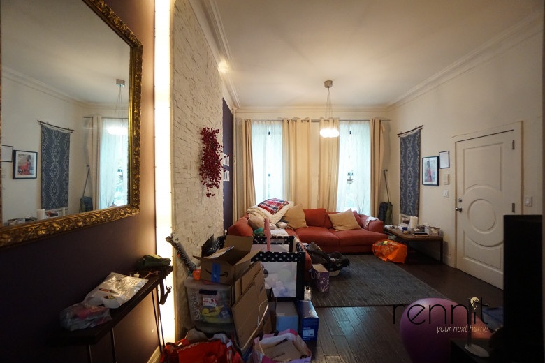 461 Willoughby Ave, Apt 1 Image 3