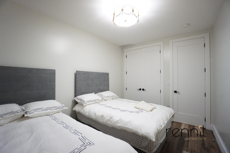 1052 Bedford Ave, Apt 1 Image 11