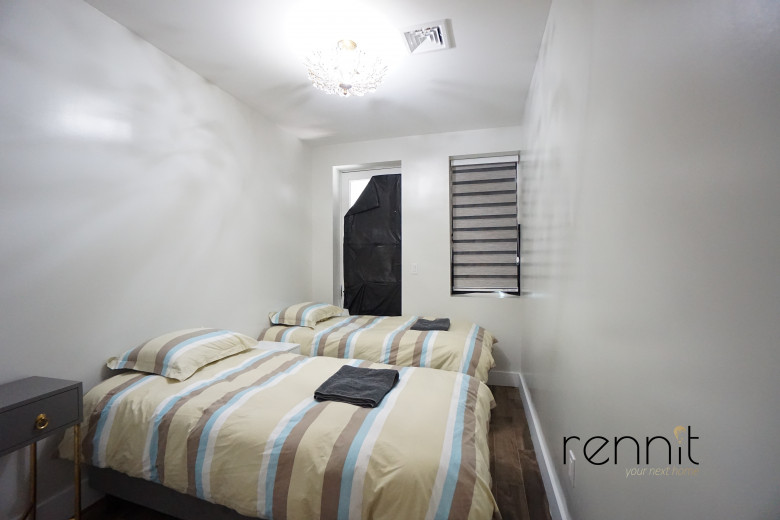 1052 Bedford Ave, Apt 1 Image 12