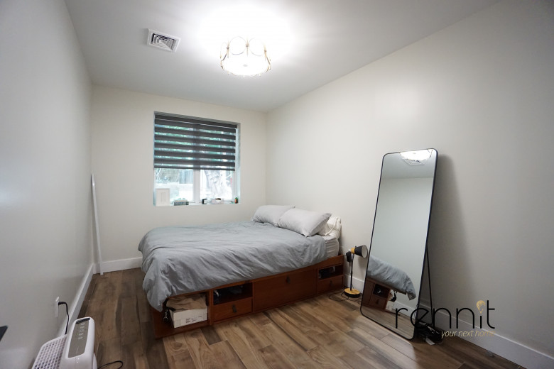 1052 Bedford Ave, Apt 1 Image 6