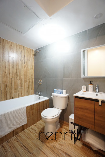 1052 Bedford Ave, Apt 1 Image 7